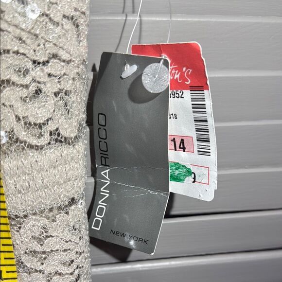 Donna Ricco Cream Sheath Mini Dress Scoop Neck Short Sleeve - Picture 2 of 12